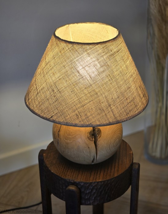 drewniana lampa.jpg
